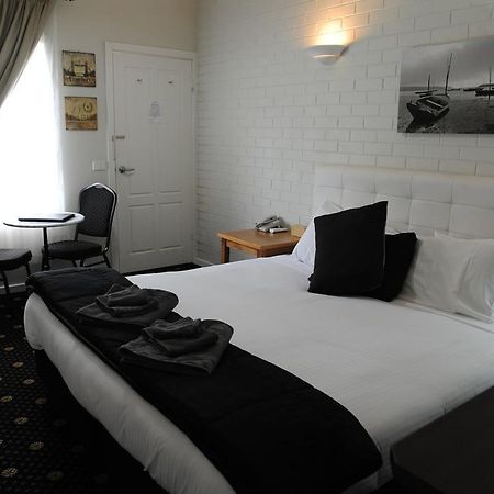 Norwood House Motel & Receptions Mornington Zewnętrze zdjęcie